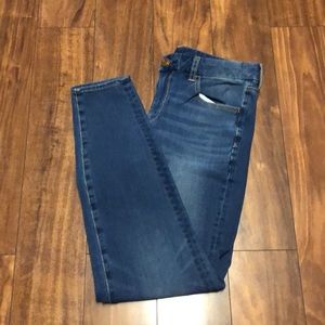 American Eagle size 10R Curvy Hi-Rise Jegging